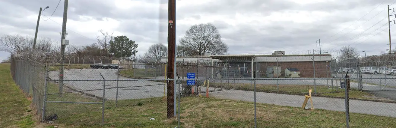 Photos Fulton County Marietta Jail 1